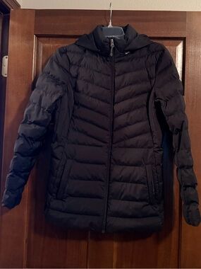 32 Degrees Women's Lightweight Black Hooded Packable Puffer Coat